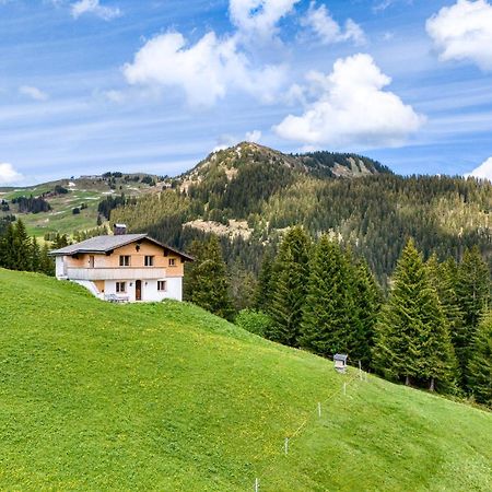 Haus Haemmerle Mit Ski In - Ski Out Villa Damuels Exteriör bild