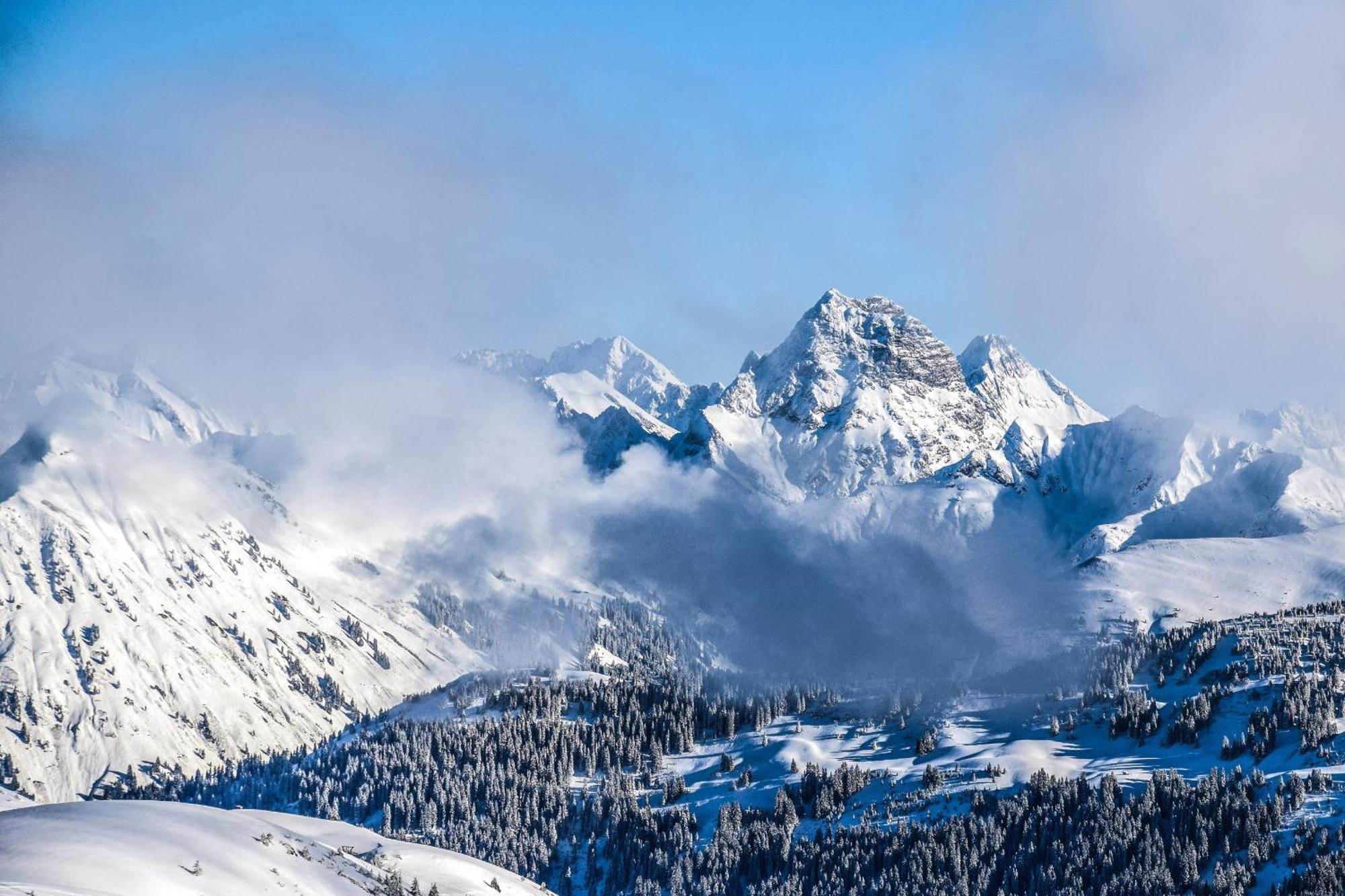 Haus Haemmerle Mit Ski In - Ski Out Villa Damuels Exteriör bild